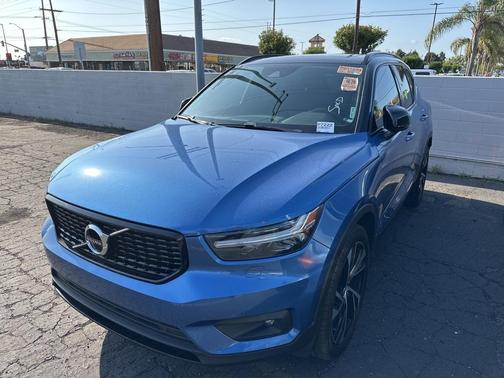 2020 Volvo XC40 T5 R-Design