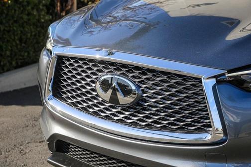 2025 INFINITI QX50 Luxe