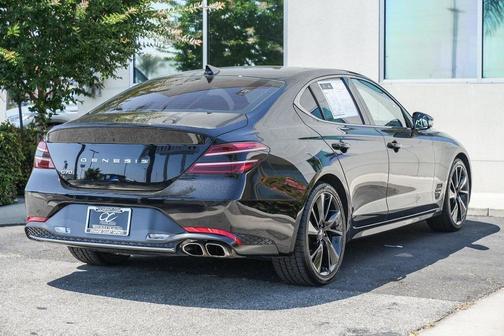 2023 Genesis G70 2.0T