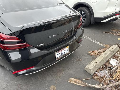 2023 Genesis G70 2.0T