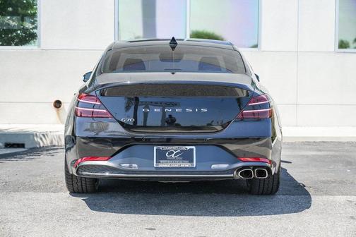 2023 Genesis G70 2.0T
