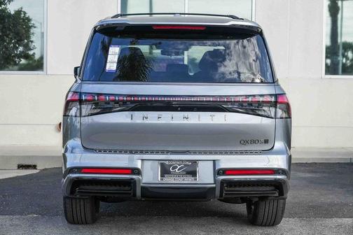 2026 INFINITI QX80 SPORT