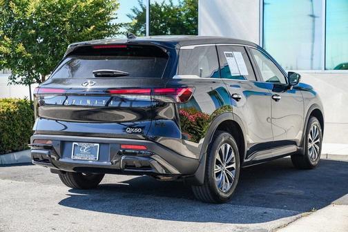 2024 INFINITI QX60 Pure