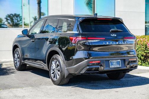 2024 INFINITI QX60 Pure