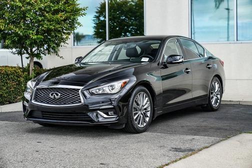 2022 INFINITI Q50 LUXE