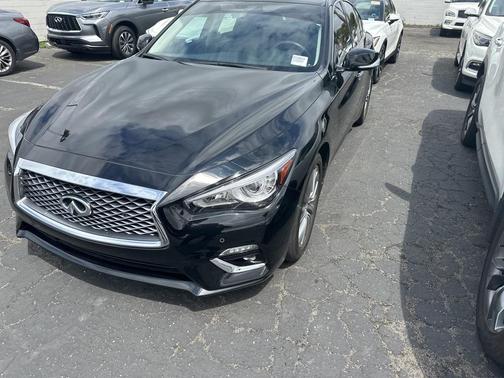 2022 INFINITI Q50 LUXE