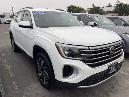 2024 Volkswagen Atlas 2.0T SE w/Technology