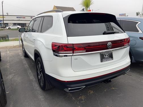 2024 Volkswagen Atlas 2.0T SE w/Technology
