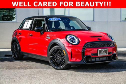 2023 MINI Hardtop Cooper
