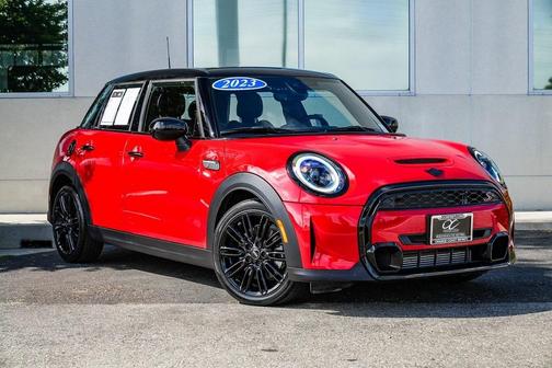 2023 MINI Hardtop Cooper