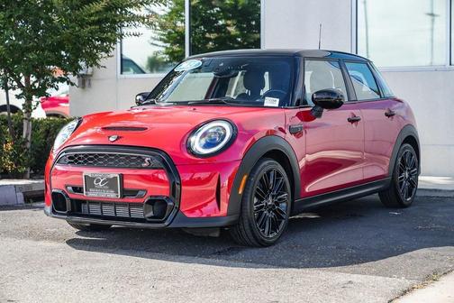 2023 MINI Hardtop Cooper