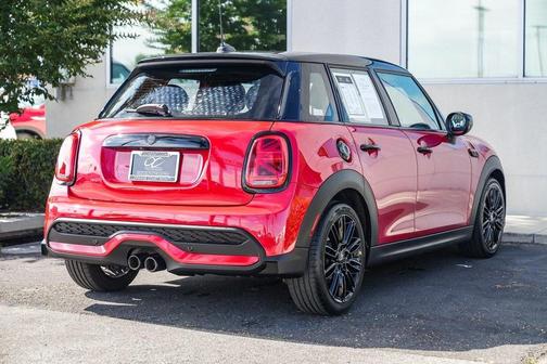 2023 MINI Hardtop Cooper