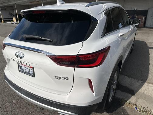 2022 INFINITI QX50 Luxe