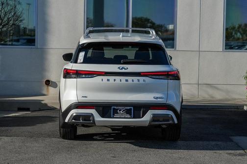 2025 INFINITI QX60 SENSORY