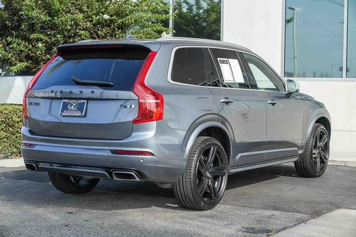 2019 Volvo XC90 T6 R-Design