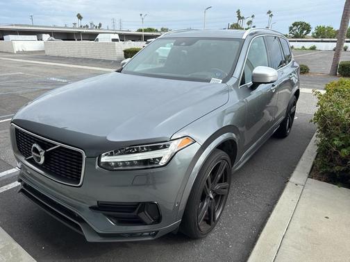 2019 Volvo XC90 T6 R-Design