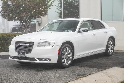 2018 Chrysler 300 Limited