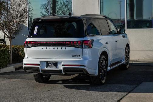 2025 INFINITI QX80 AUTOGRAPH