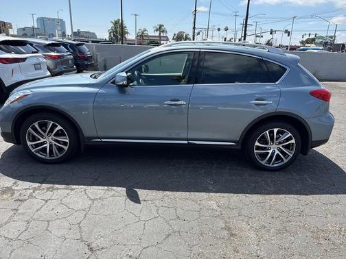 2017 INFINITI QX50 Base