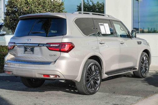 2024 INFINITI QX80 SENSORY