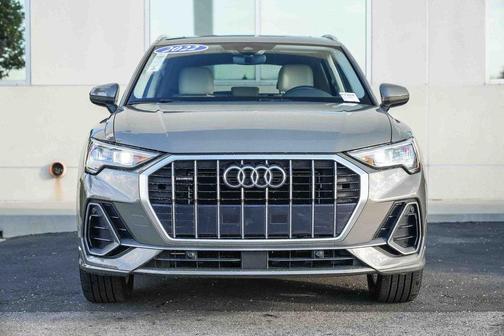 2022 Audi Q3 45 S line Premium
