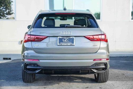 2022 Audi Q3 45 S line Premium