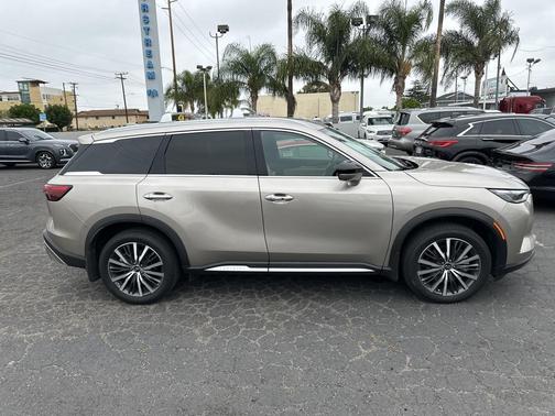 2022 INFINITI QX60 SENSORY
