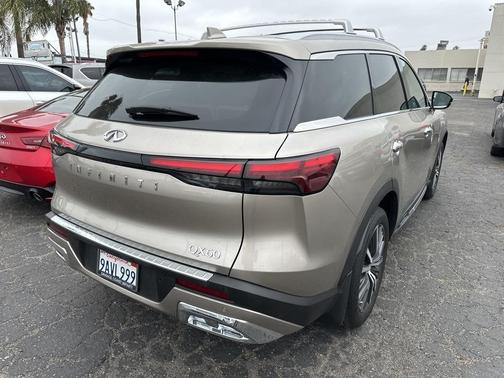 2022 INFINITI QX60 SENSORY