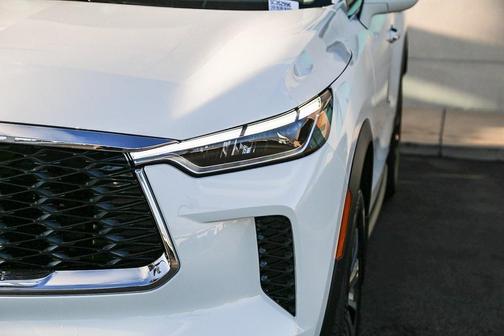 2025 INFINITI QX60 Pure