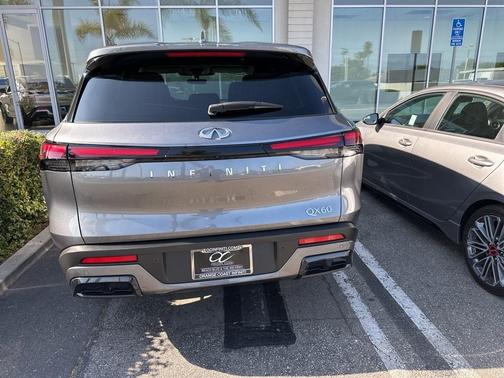 2024 INFINITI QX60 Pure