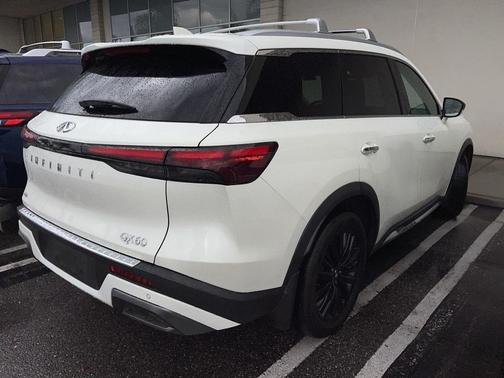 2023 INFINITI QX60 SENSORY