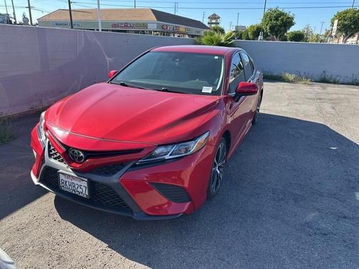 2019 Toyota Camry SE