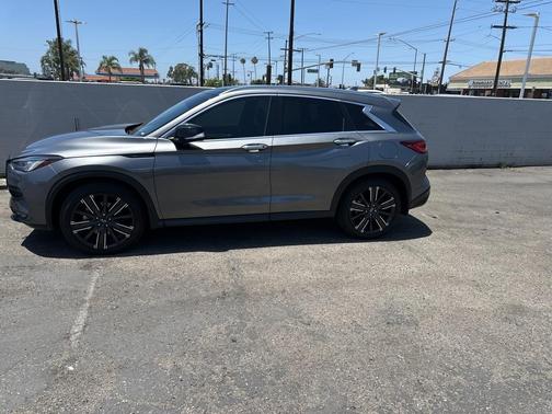 2022 INFINITI QX50 Luxe