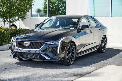 2022 Cadillac CT4 Sport