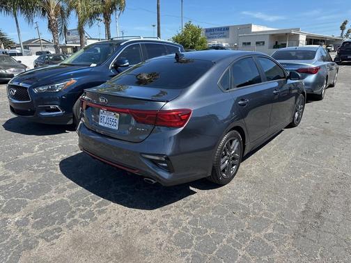 2021 Kia Forte GT-Line