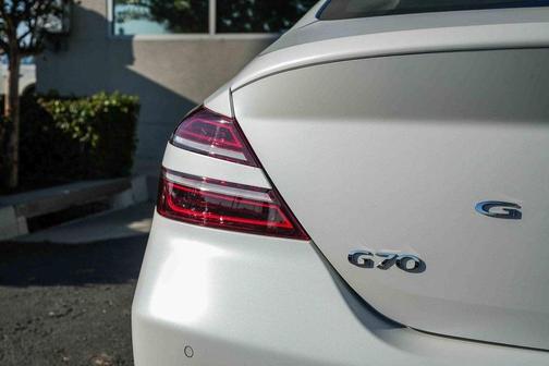 2023 Genesis G70 3.3T