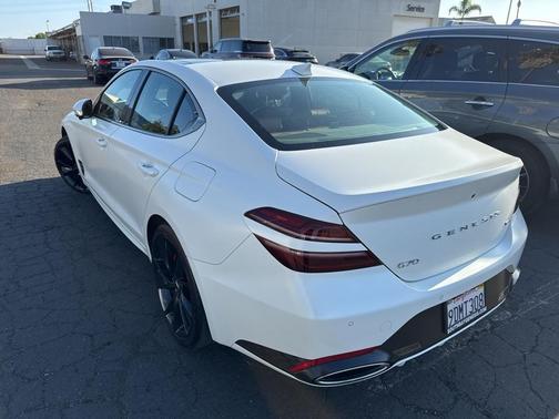 2023 Genesis G70 3.3T