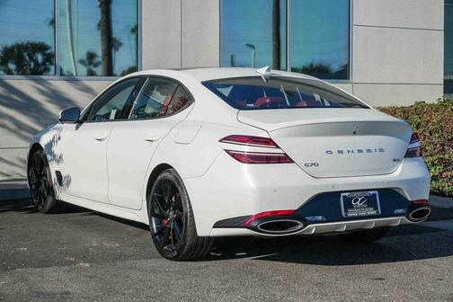2023 Genesis G70 3.3T