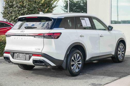 2025 INFINITI QX60 Pure