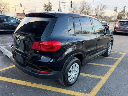 2018 Volkswagen Tiguan Limited 2.0T