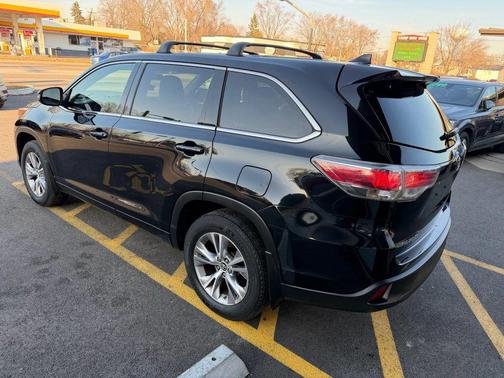 2016 Toyota Highlander LE Plus