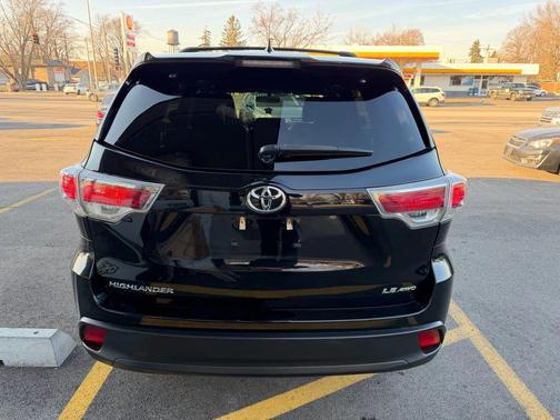 2016 Toyota Highlander LE Plus