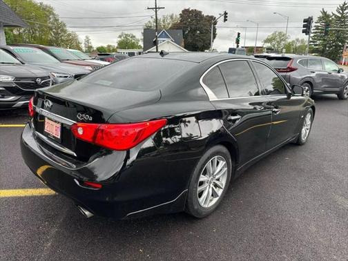 2014 INFINITI Q50 Base