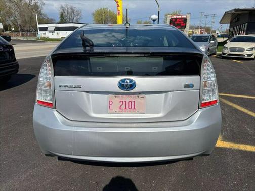 2010 Toyota Prius III