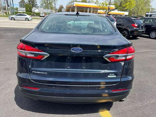 2020 Ford Fusion SE