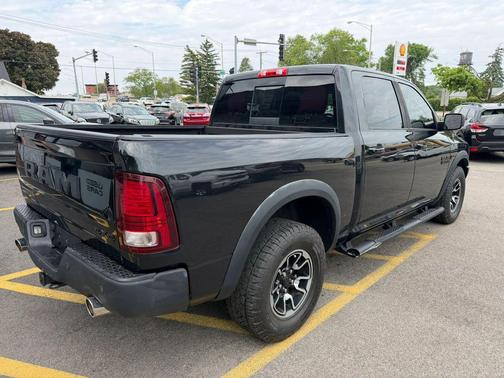 Brilliant Black Crystal Pearl 2016 RAM 1500 Rebel