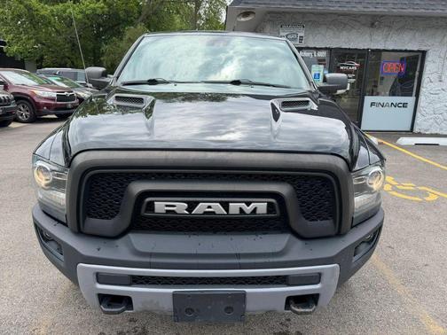 Brilliant Black Crystal Pearl 2016 RAM 1500 Rebel