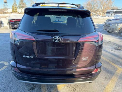 2016 Toyota RAV4 XLE