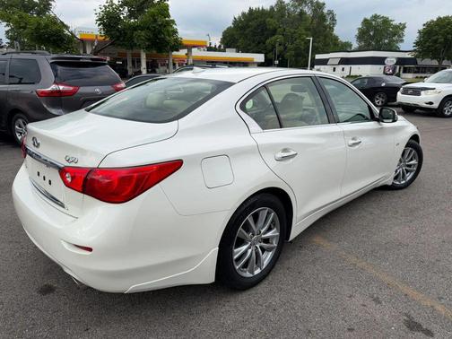 White 2017 INFINITI Q50 2.0T Premium