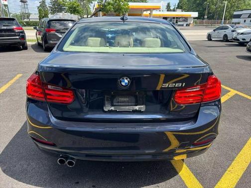 2015 BMW 328 328i Sedan 4D